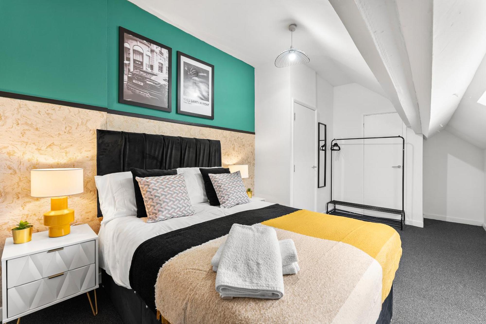 Appartamento 20 Percent Off! Stylish Sheffield Abode Sleeps 12 Esterno foto