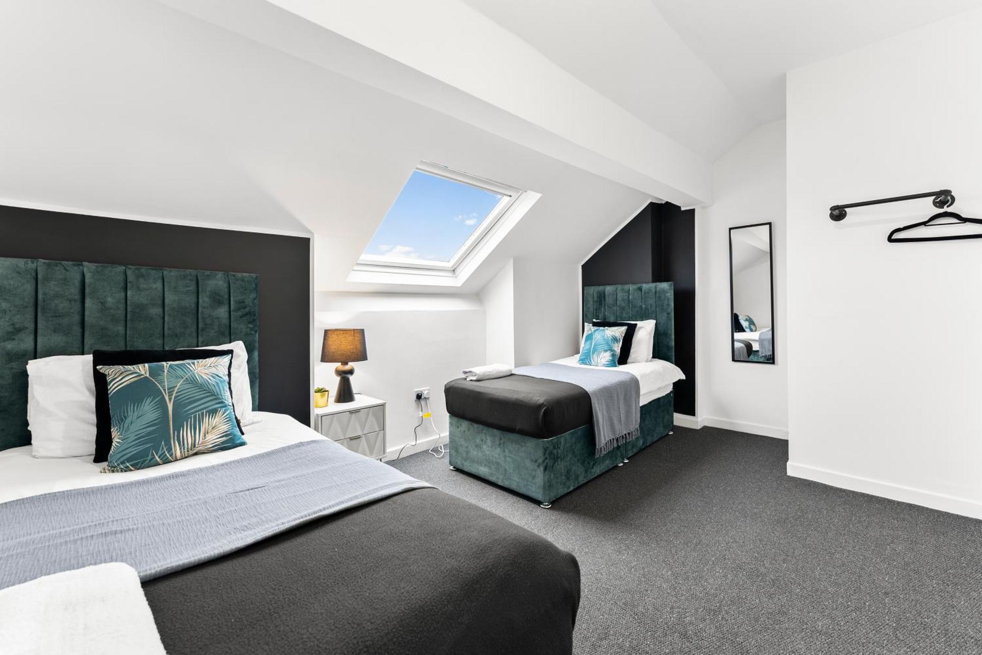 Appartamento 20 Percent Off! Stylish Sheffield Abode Sleeps 12 Esterno foto