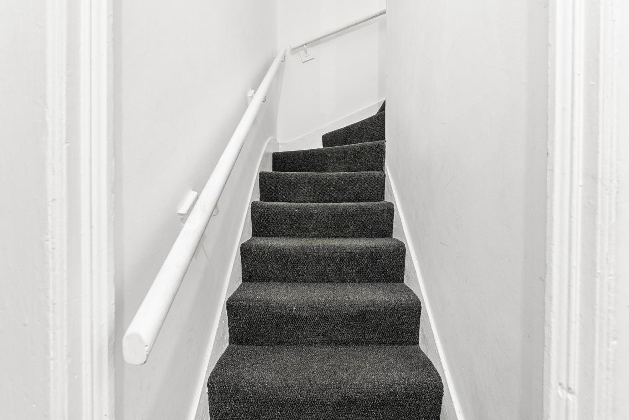 Appartamento 20 Percent Off! Stylish Sheffield Abode Sleeps 12 Esterno foto