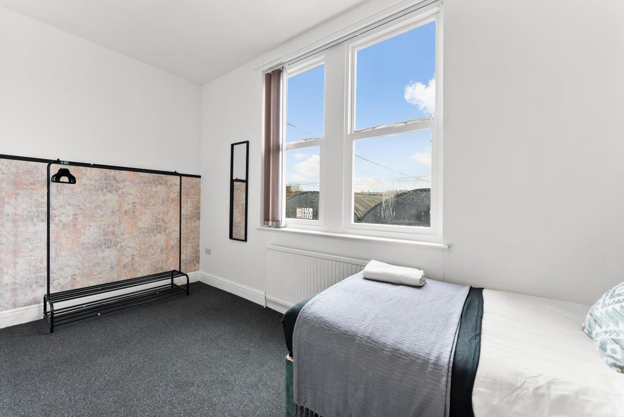 Appartamento 20 Percent Off! Stylish Sheffield Abode Sleeps 12 Esterno foto